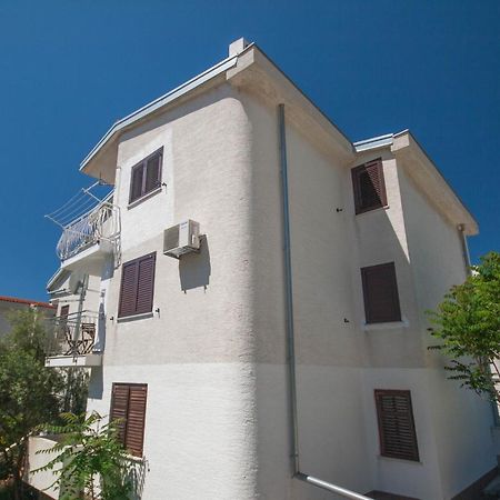 Apartmán Blue Sky Baska Exteriér fotografie