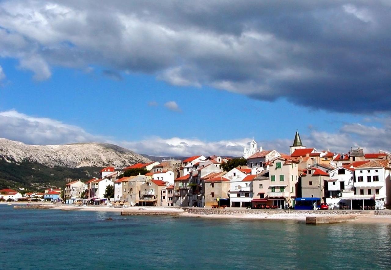 Apartmán Blue Sky Baska Exteriér fotografie
